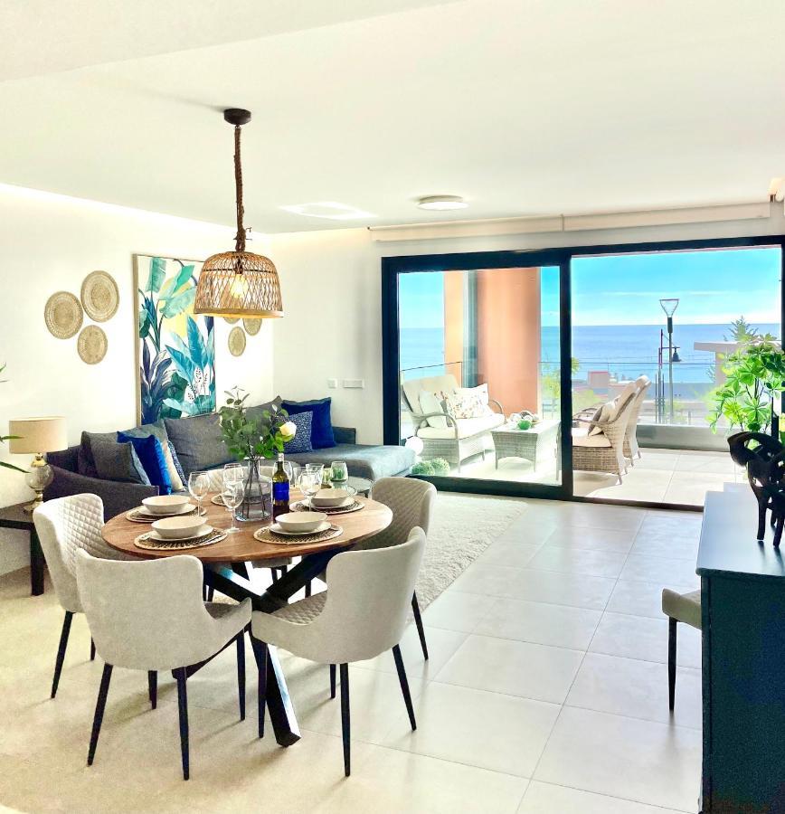 Luxury 3 Bedroom Apartment 300M From The Beach Fuengirola Esterno foto