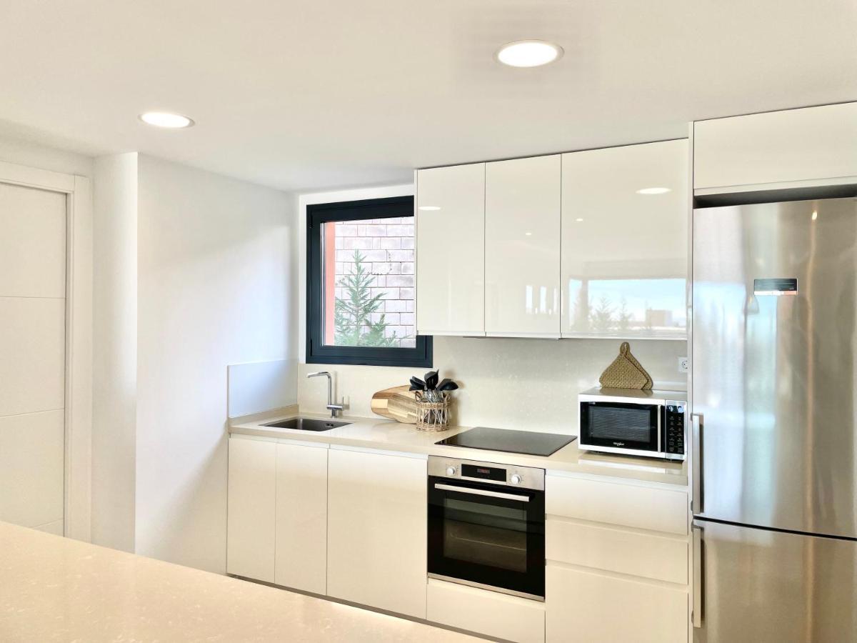 Luxury 3 Bedroom Apartment 300M From The Beach Fuengirola Esterno foto