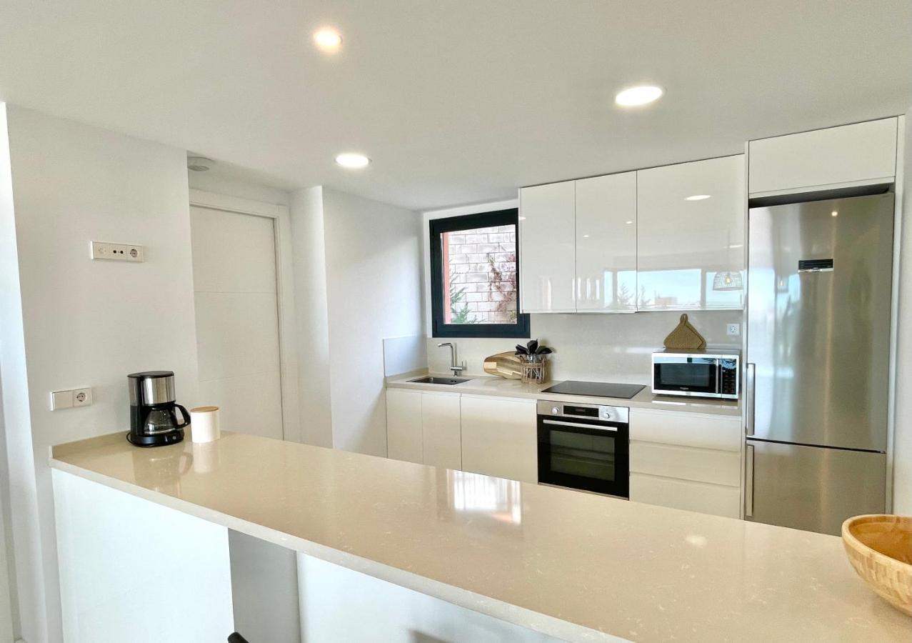 Luxury 3 Bedroom Apartment 300M From The Beach Fuengirola Esterno foto