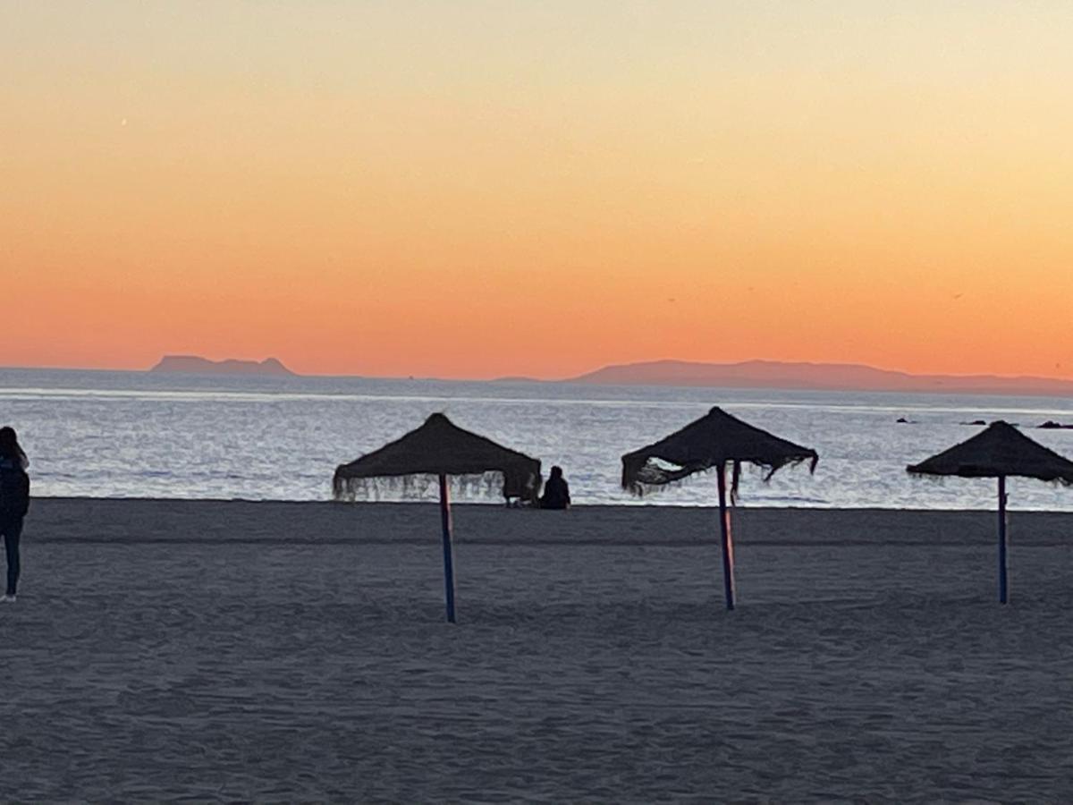 Luxury 3 Bedroom Apartment 300M From The Beach Fuengirola Esterno foto